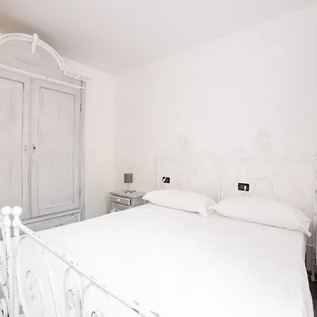 La Corte Sul Lejlighedshotel Merone
