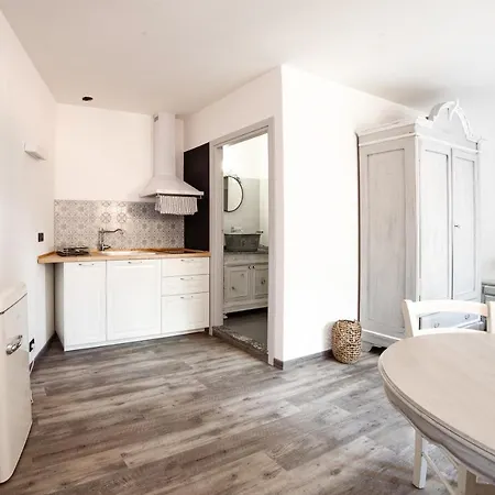 La Corte Sul Lägenhetshotell 3*