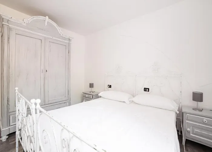 La Corte Sul Hotel apartamentowy Merone